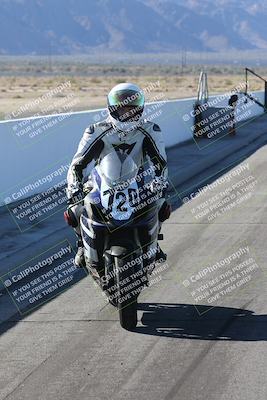 media/Dec-01-2025-Moto Forza (Mon) [[2daa91e15f]]/4-Around the Pits/